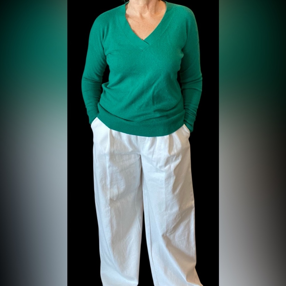 Banana Republic Green V-Neck Women's Sweater merino cashmere rayon blend size M - Picture 3 of 8